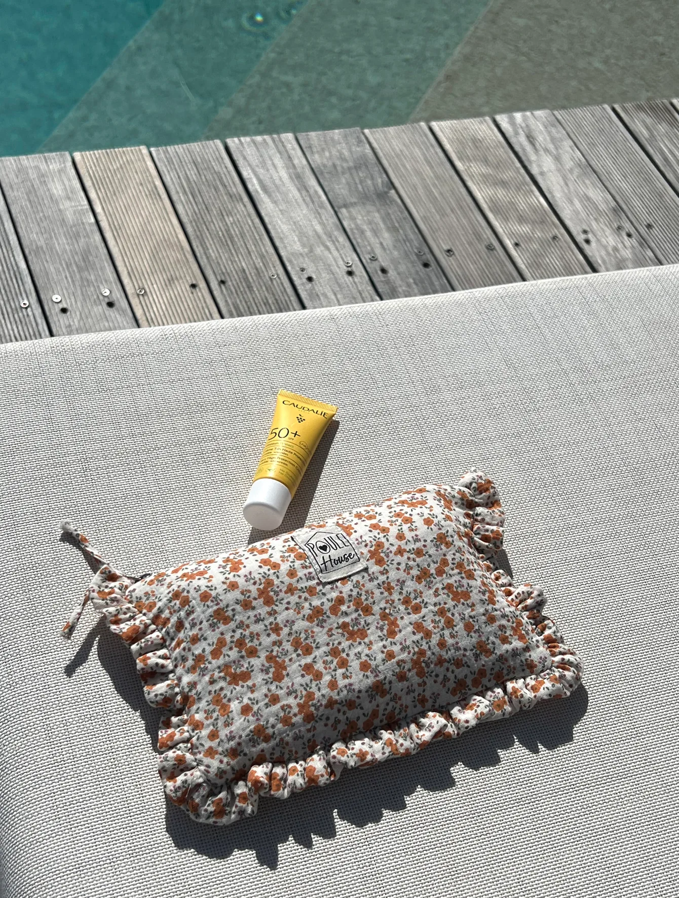Lola : Pochette froufrou - cerises – Image 2