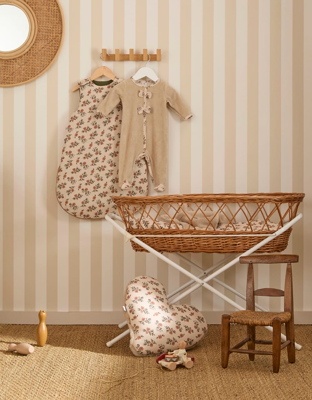 Dors-bien velours beige et nœuds fleurs - Secret Cottage – Image 2